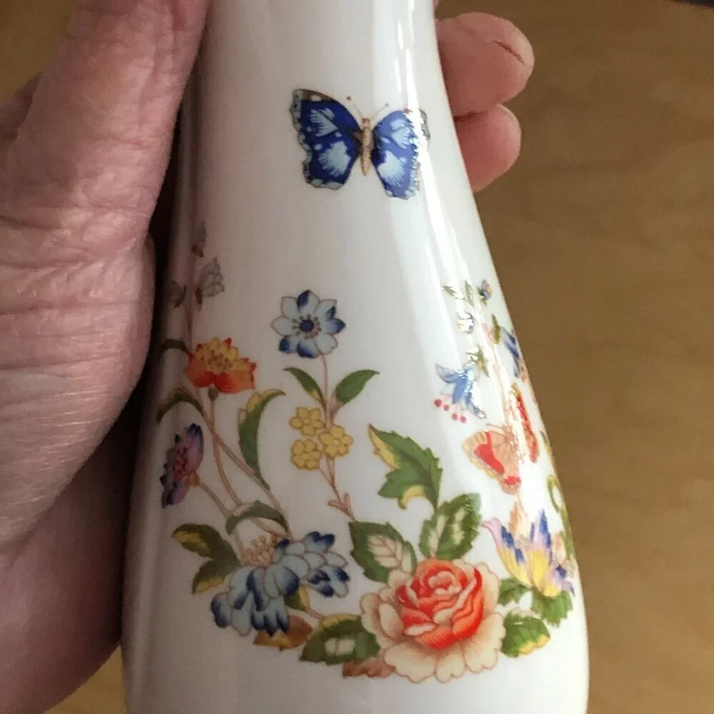 Aynsley Cottage Garden Flowers & Butterfly White Blue Pink Georgian Vase